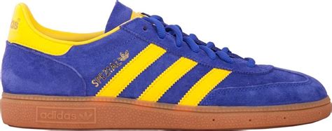 adidas schoenen geel met blauwe zool
